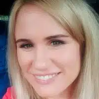 Courses for Spiritual Learning and Healing 8 Lauren Client Picture alt